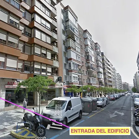 Lägenhet Moderno Piso Con Parking 3 Floranes